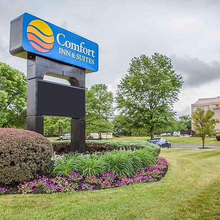 Comfort Inn & Suites Somerset - New Brunswick Ngoại thất bức ảnh